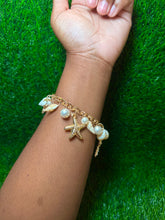 Load image into Gallery viewer, Beach bangle bracelet
